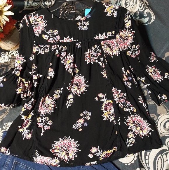 Old Navy Tops - 632 Size Small/p Old Navy Top